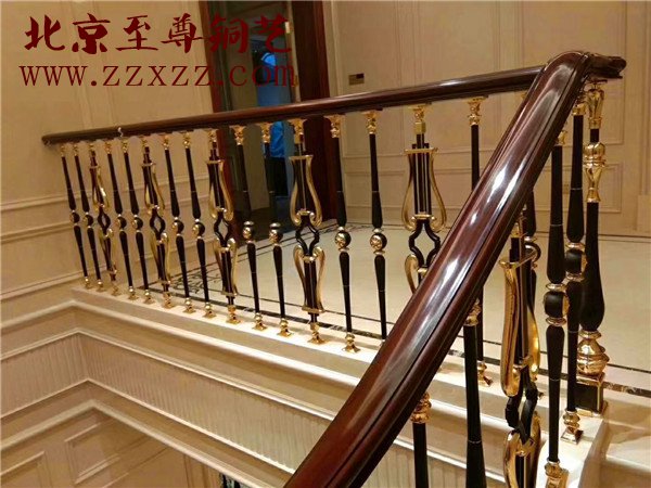 北京铜楼梯